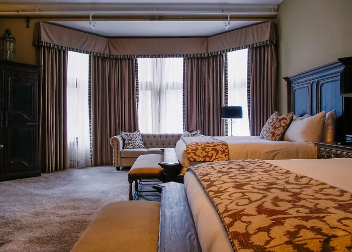 The Detroit Club