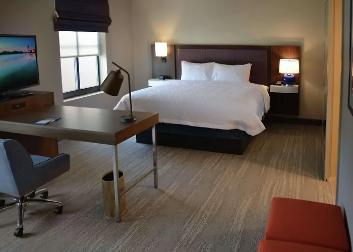 Hampton Inn & Suites Philadelphia/Media