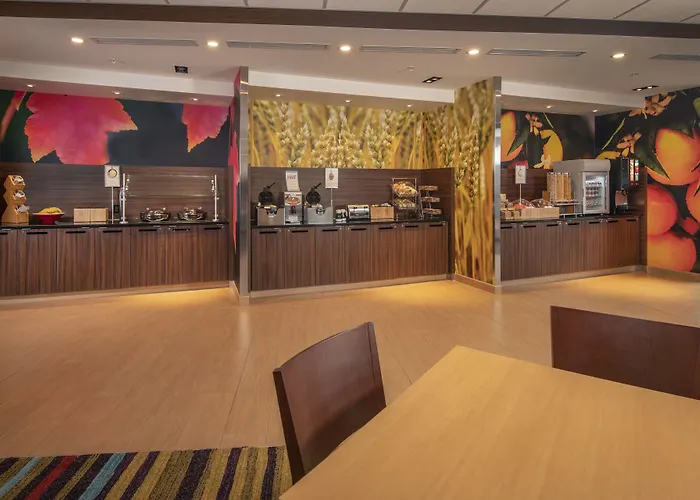 Fairfield Inn & Suites By Marriott Harrisburg International Airport