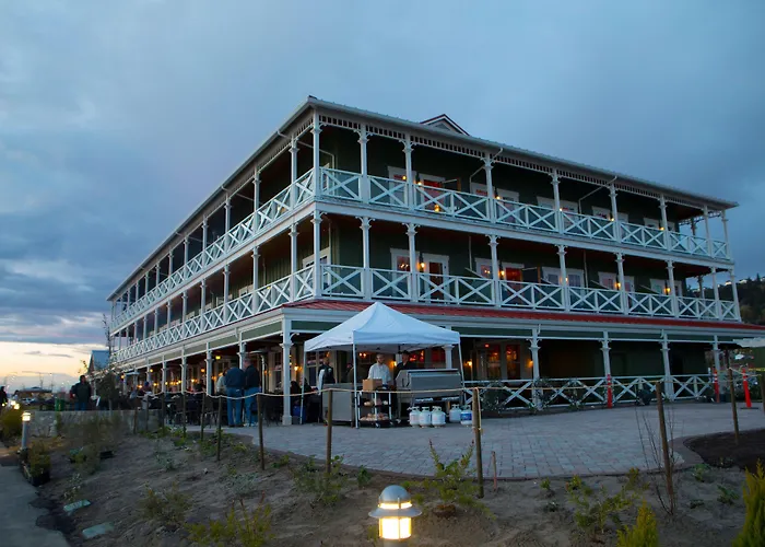 Mcmenamins Kalama Harbor Lodge