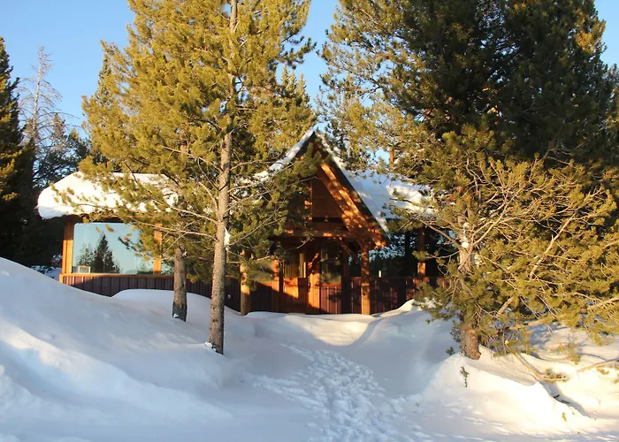 Sugar Loaf Lodge & Cabins