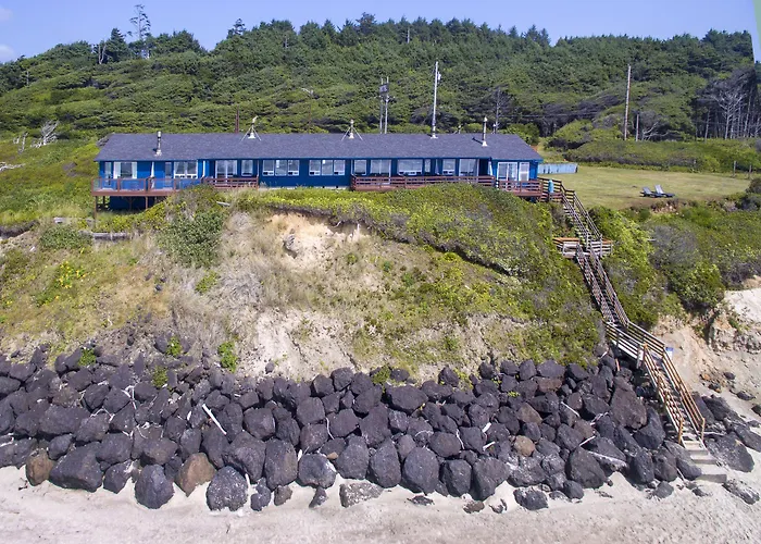 Moolack Shores Inn