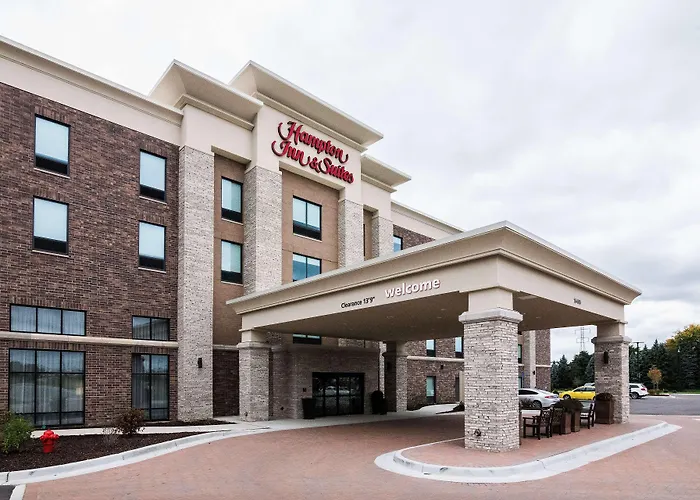 Hampton Inn & Suites - Allen Park
