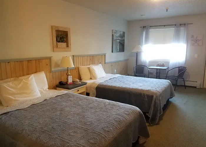 Vacationland Inn & Suites