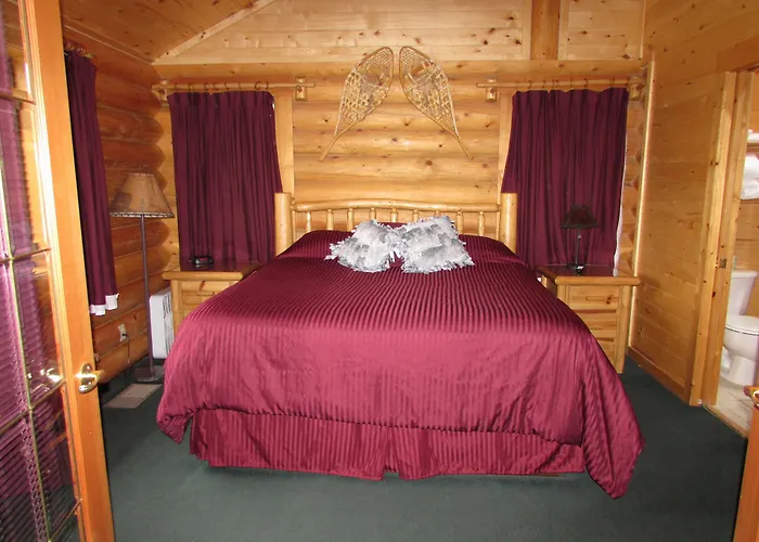 Beartooth Hideaway Inn & Cabins