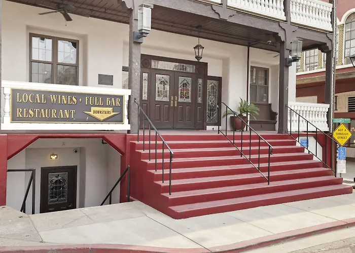 National Hotel Jackson, Tapestry Collection By Hilton