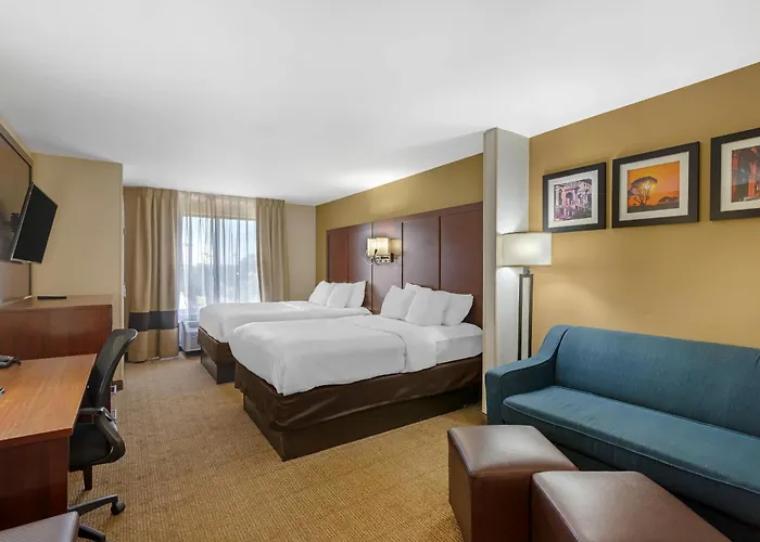 Comfort Suites Savannah Gateway I-95