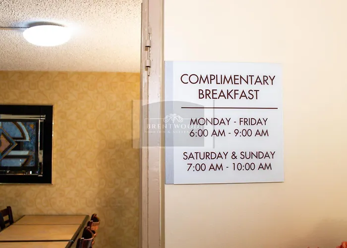 Brentwood Inn & Suites - Lynchburg