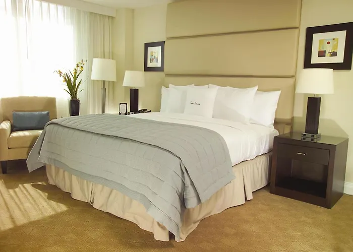 Gallery One - A Doubletree Suites By Hilton Hotel
