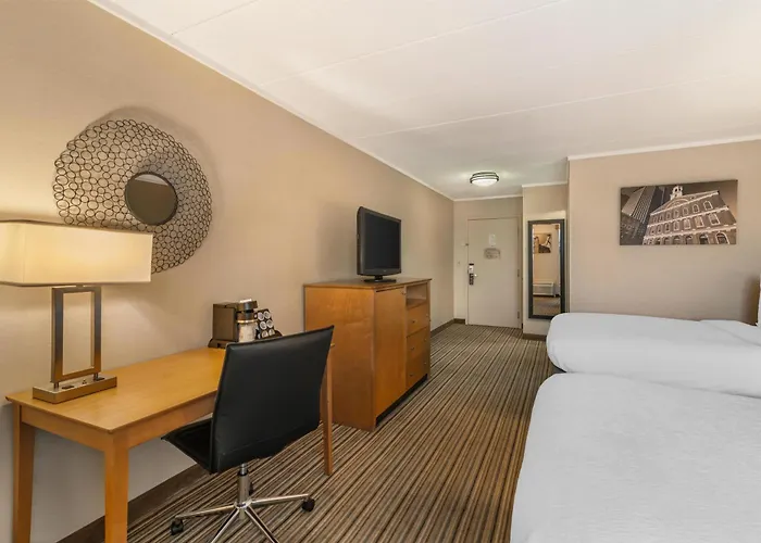 Best Western Plus Waltham Boston