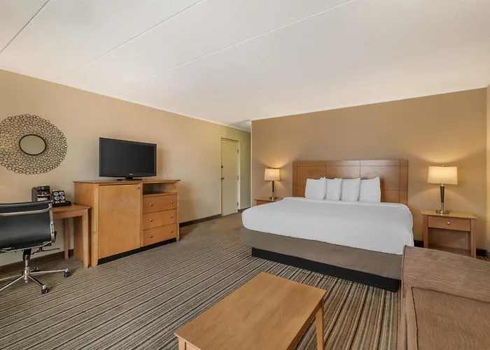 Best Western Plus Waltham Boston