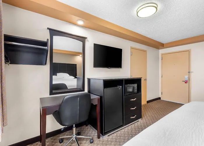 Econo Lodge Woodbridge