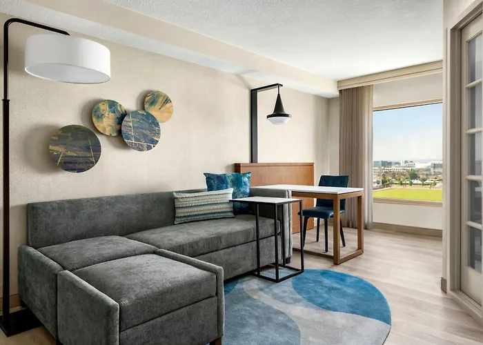 Anaheim Marriott Suites
