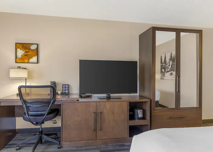 Best Western Plus McCall Lodge&Suites