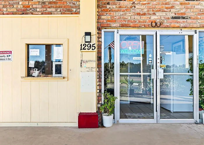 Jeffersonian Motor Inn By Townhouse, Prentiss Ms
