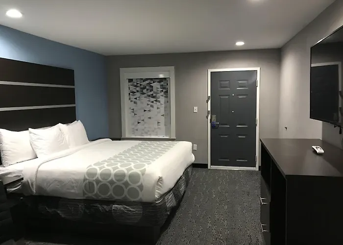 Rodeway Inn Calhoun South