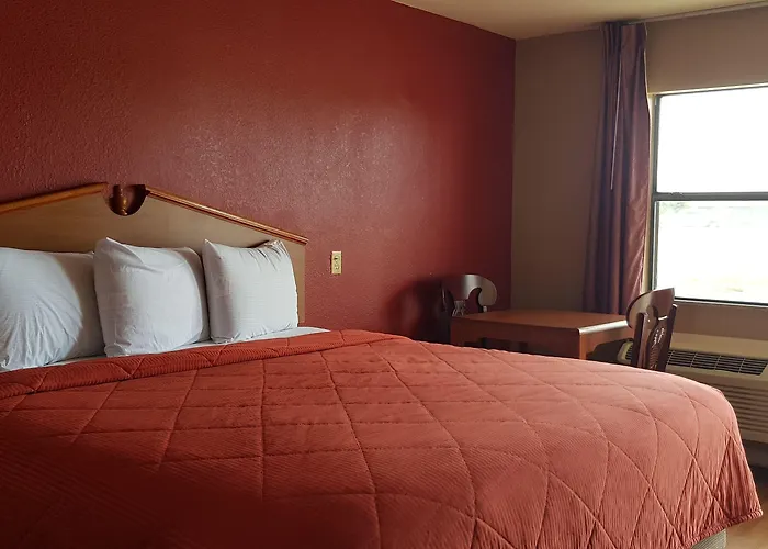 Deluxe Inn
