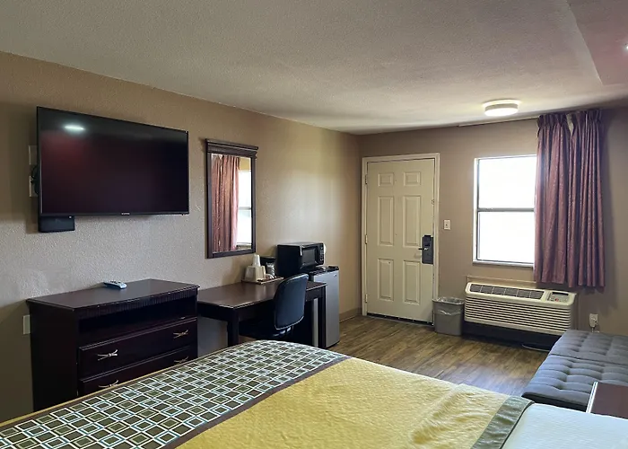 Deluxe Inn