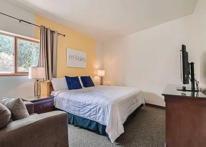 Uplift Inn