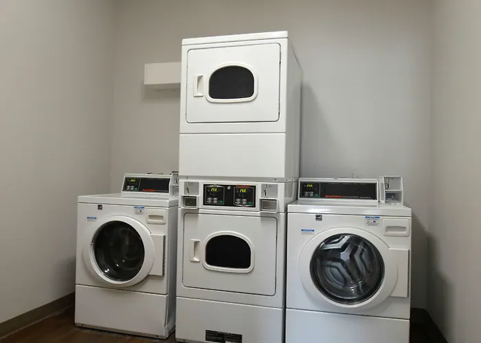 Best Western Ingleside Inn & Suites