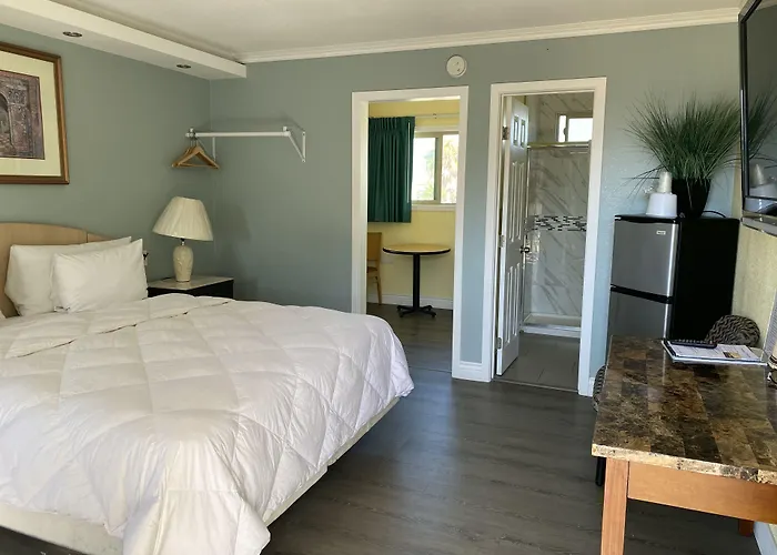 777 Motor Inn