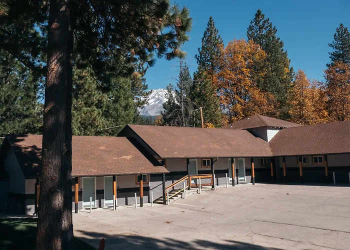 Summit View Inn
