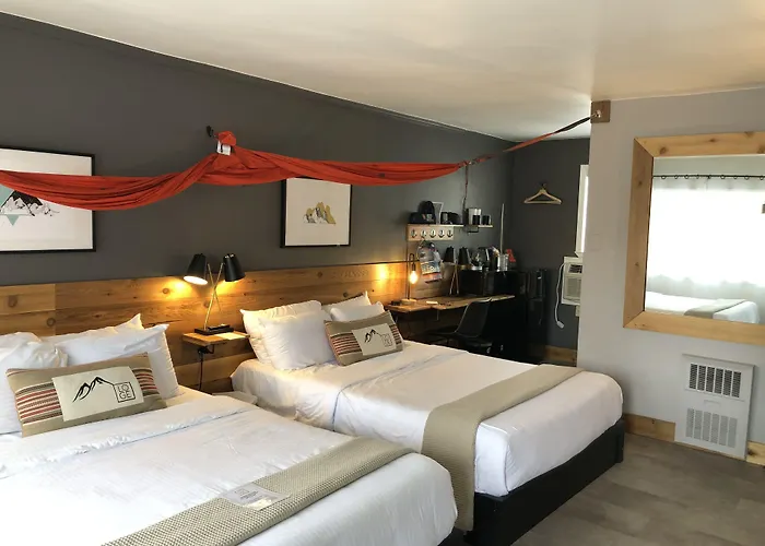 Summit View Inn