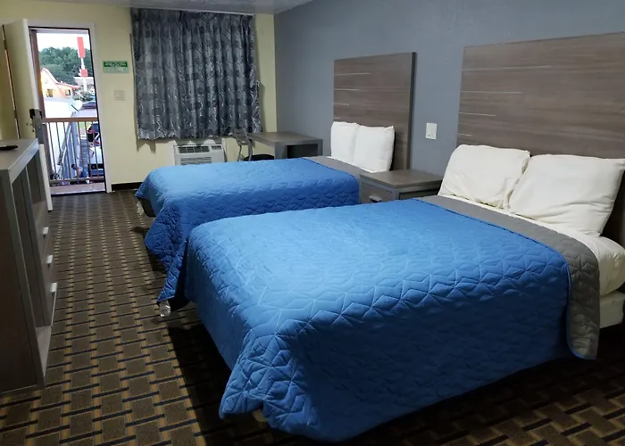 Ameristay Inn & Suites