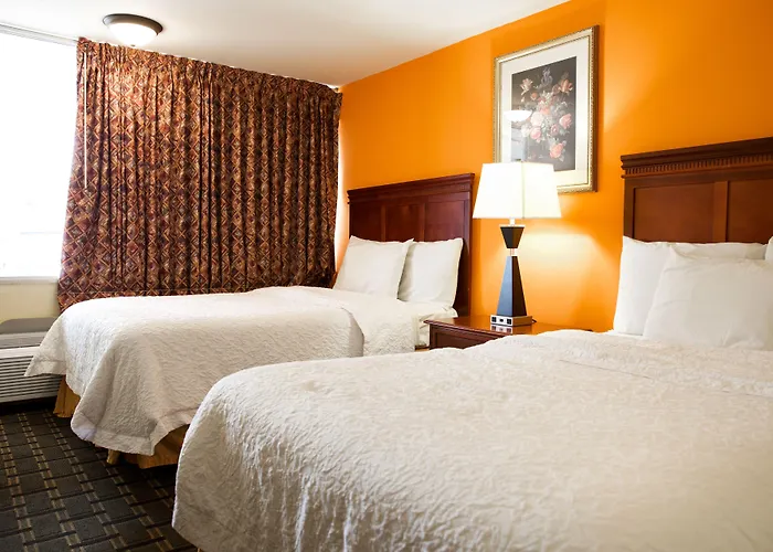 Highlander Motel