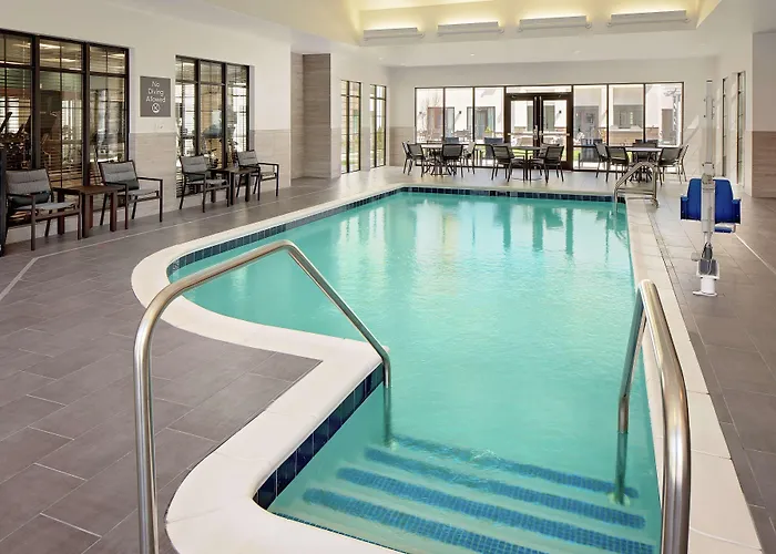 Homewood Suites By Hilton Ronkonkoma