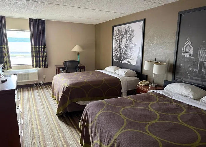 Super 8 By Wyndham Chambersburg I-81