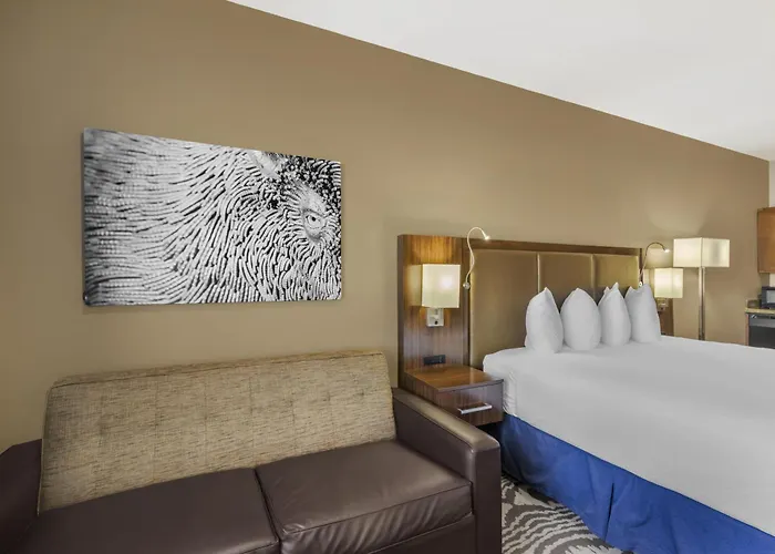 Best Western Plus Williston Hotel & Suites