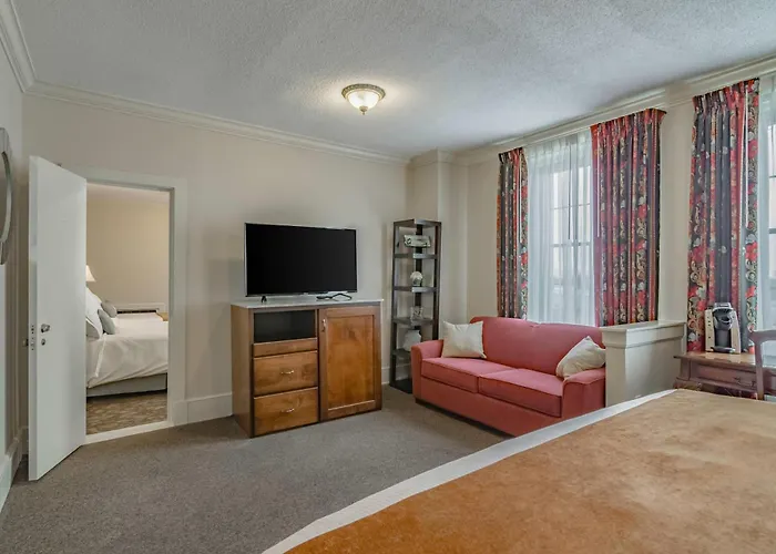 Hotel Bothwell Sedalia Central District, An Ascend Collection Hotel