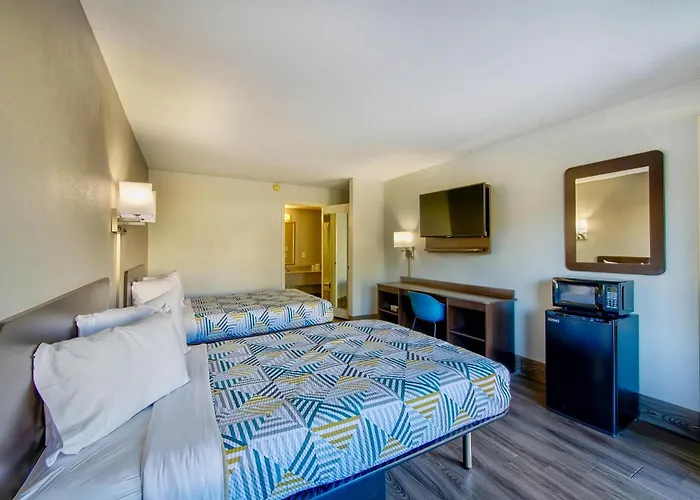 Motel 6 Birmingham, Al - Medical Center - Inverness Hwy 280