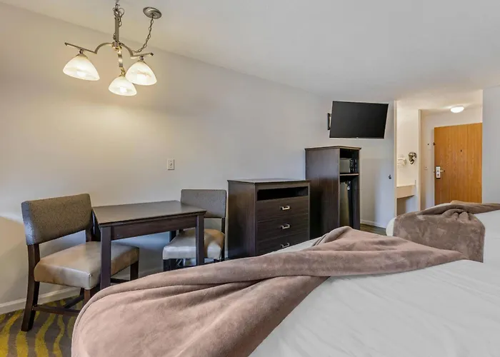 Atlantis Family Waterpark Hotel, An Ascend Collection Hotel