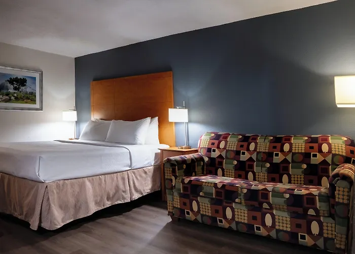 Baymont By Wyndham Ferndale/Royal Oak