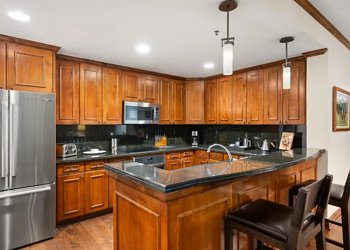 The Ritz-Carlton Club, Two-Bedroom Wr Residence 2412, Ski-In & Ski-Out Resort In Aspen Highlands