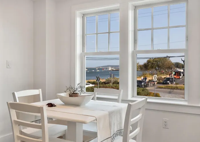 Thomas Sea Suites At Harbourtown