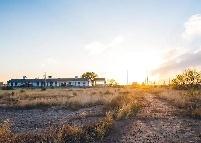 Riata Inn - Marfa