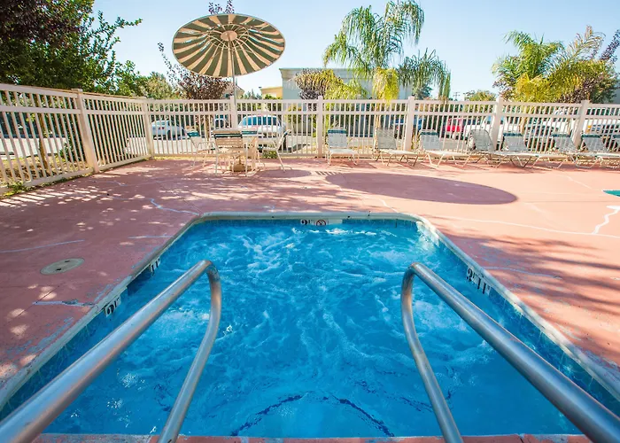 University Inn Fresno