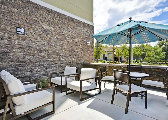 Hyatt Place Fresno