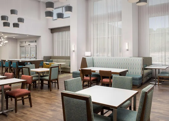 Hampton Inn & Suites Lexington