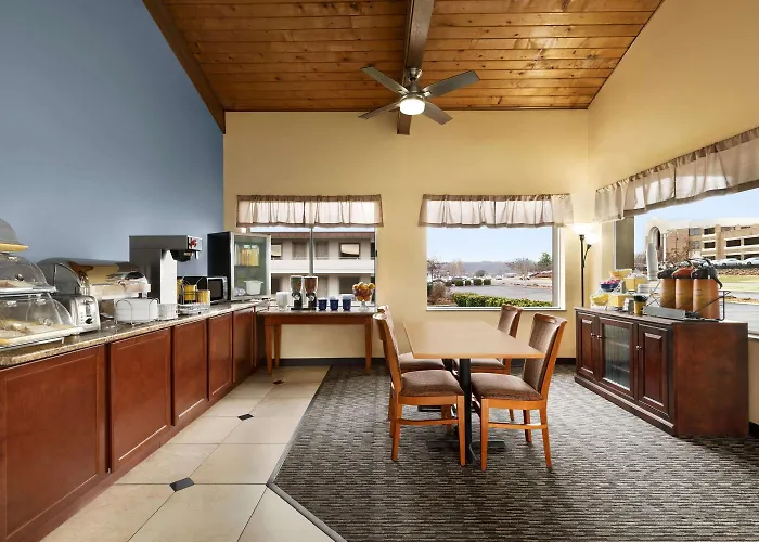 Days Inn By Wyndham Oak Ridge Knoxville