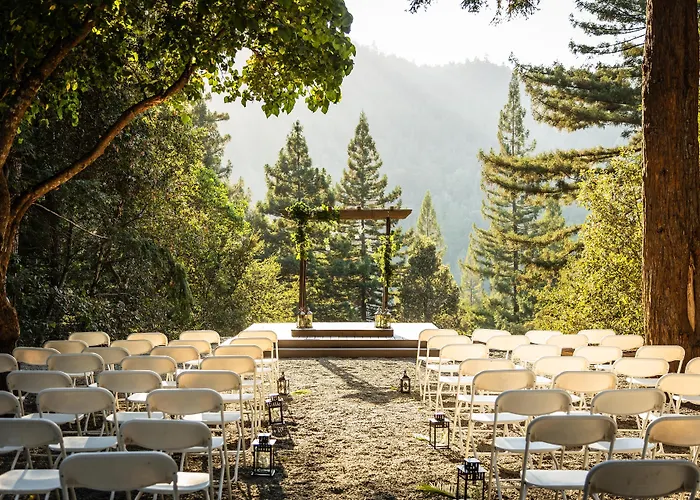 Redwoods River Resort & Campground