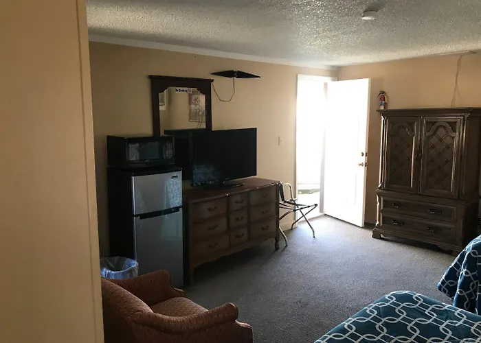 Riviera Motor Lodge