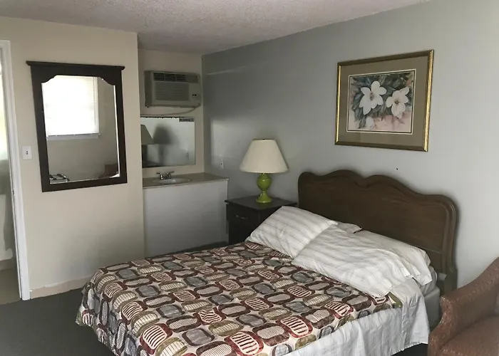 Riviera Motor Lodge