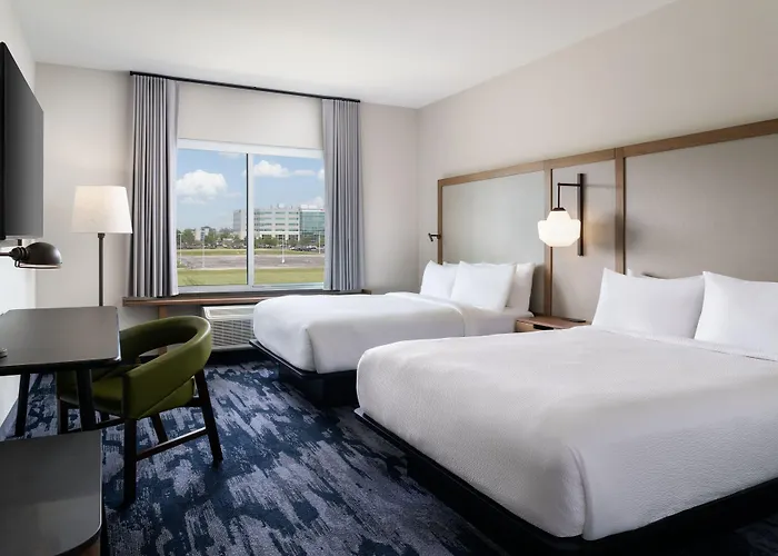Fairfield Inn & Suites By Marriott Cleveland Tiedeman Road