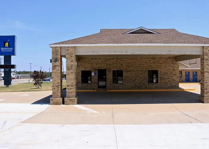 Heritage Inn & Suites
