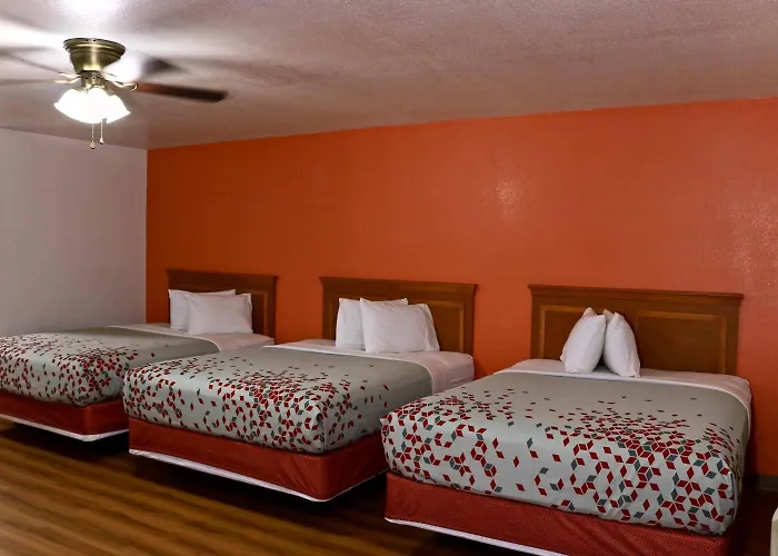 Heritage Inn & Suites
