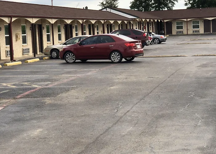 Golden Inn Dallas By Hotel O